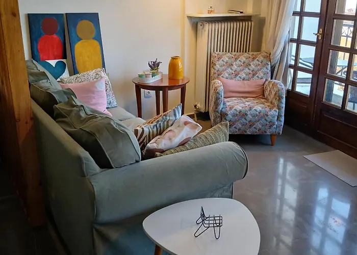 Dafni アパート *